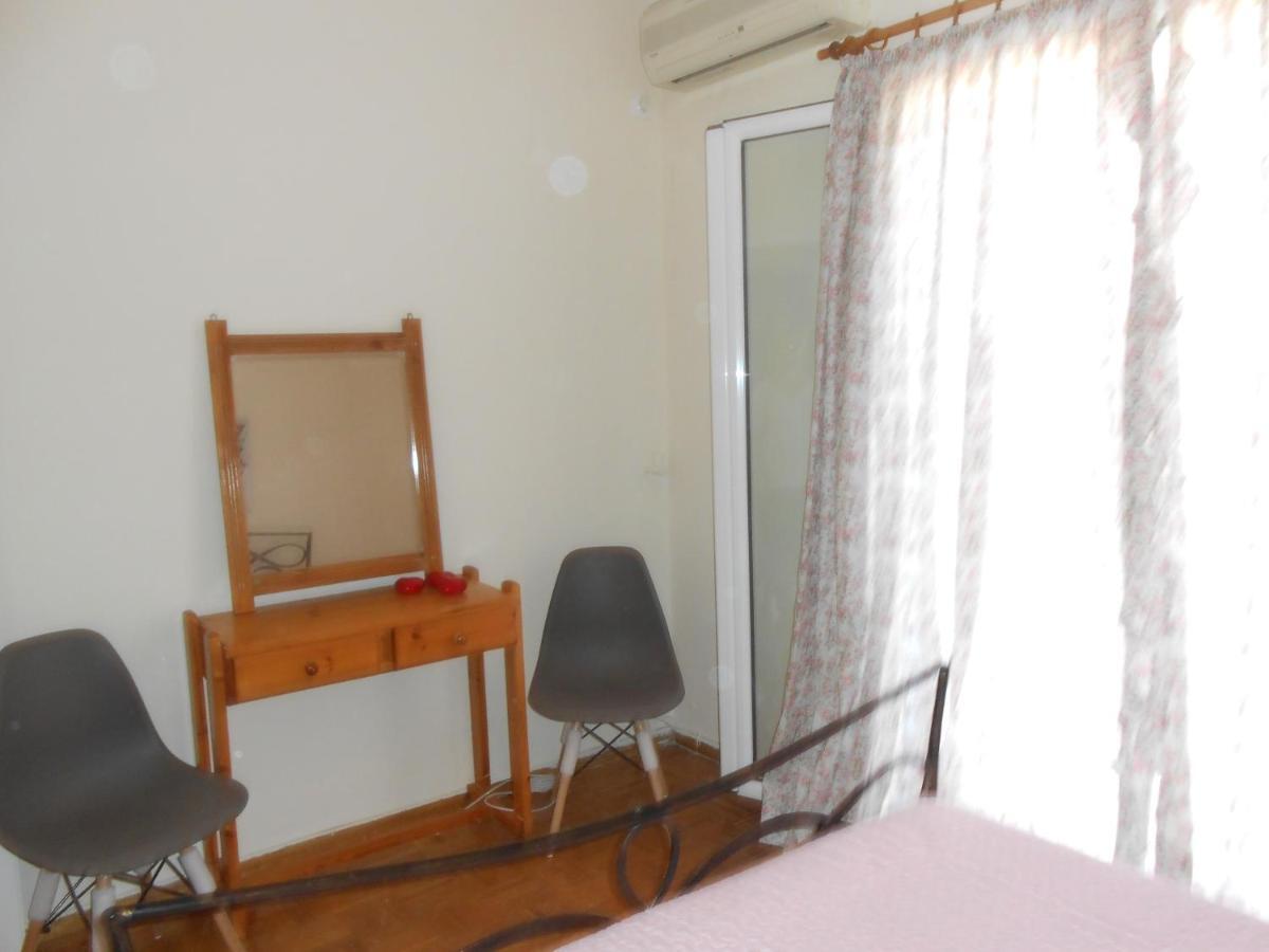 Milka'S Old Corfu Town Apartment Eksteriør billede